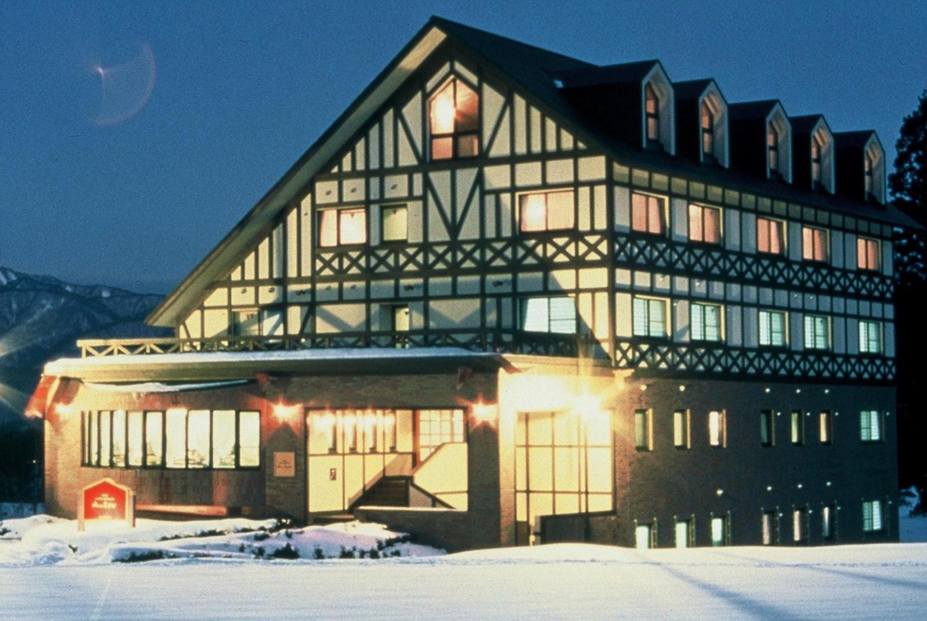 Hakuba Yamano Hotel Экстерьер фото