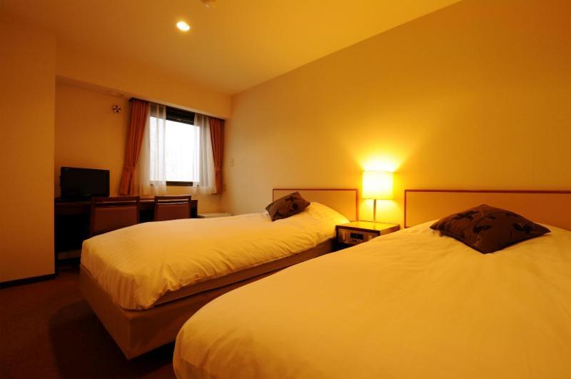 Hakuba Yamano Hotel Экстерьер фото