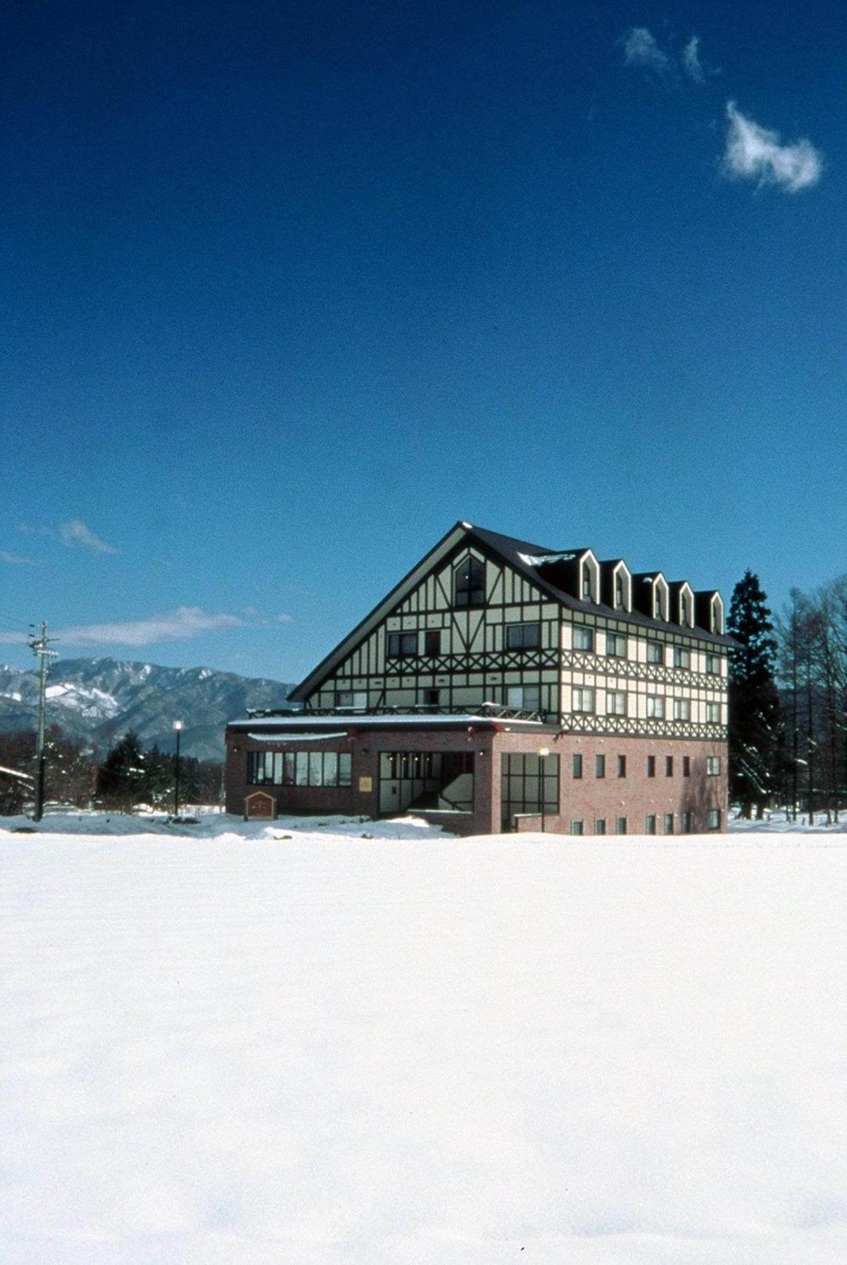 Hakuba Yamano Hotel Экстерьер фото